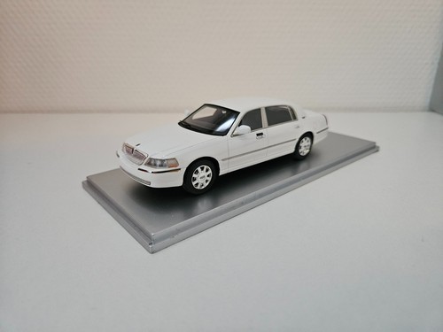 Lincoln town car luxury - town, 1:43