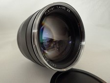 Carl Zeiss Planar T 1.4/85 ZE – Canon EF Mount*