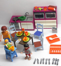 Mama Baby und Kind in der Küche + Figuren + Möbel +  Zubehör + Wohnen  Playmobil