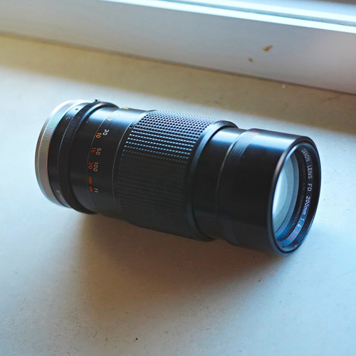 Canon 200mm 4 - fd,