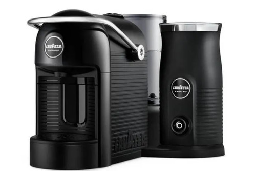 Lavazza jolie und milch - lavazza,