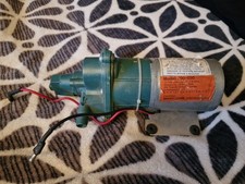 Pumpe für Boot o.Ä.  Shurflo Model Series 200-030 12V 5-8 Amp.