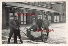 Soldaten mit Verpflegungswagen Rennstahl Spaßfoto Buttelstedt