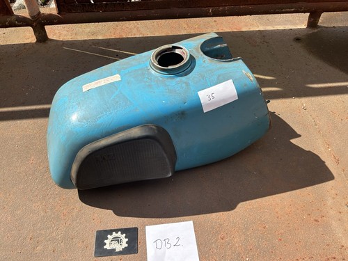 250 tank benzintank - es,