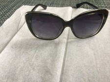 Steve Madden Sonnenbrille für
