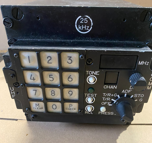 Rohde schwarz s uhf sende - &,