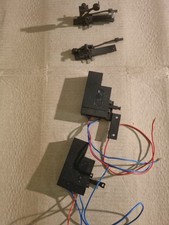 Märklin Spur I - 2 Hübner Weichenantriebe + 2 Stellhebel manuell