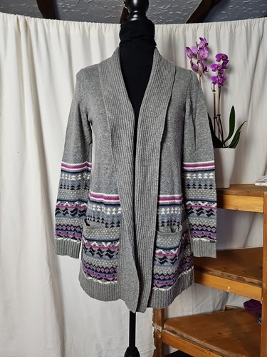 Strickjacke lang grau pink