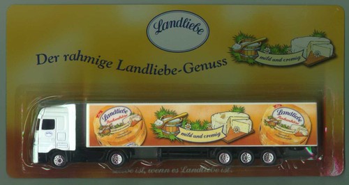 Werbetruck landliebe molkerei - werbetruck,
