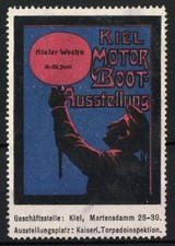 Reklamemarke Kiel, Motorboot-Ausstellung & Kieler Woche, Matrose hält eine Lamp 