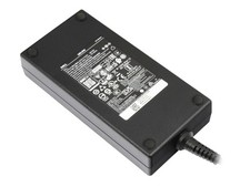 Dell Netzteil für XPS 17