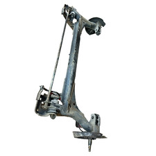 Audi A4 B5 Achse hinten Hinterachse Achsträger Aggregateträger (für Scheibenbrem