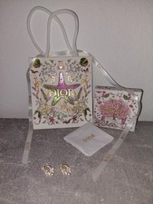 Süße Dior Ohrringe mit Perlen