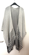 Strickcape Poncho  Jacke Gr