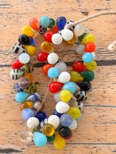 Antike Glasperlen aus Afrika