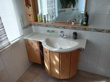 Waschbecken-Unterschrank mit Spiegel  B x T x H = 126 x 59 x 210 cm Buche massiv