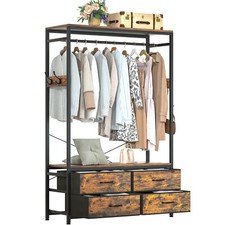 Freistehende Kleiderständer