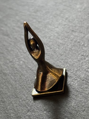 Yoga figur frau aus massivem - yoga,
