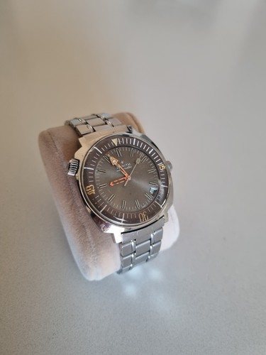 Vintage uhr baujahr 1969 - vintage,