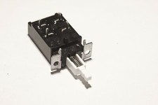Schalter 250v adaptiert - 8a,