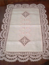 2 Spitzen Tischläufer Mitteldecke Hardanger Häkelspitze Handarbeit rosa  58x38cm