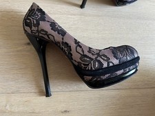 Buffalo Pumps High Heels