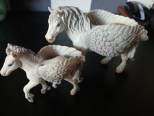 Schleich Bayala Pegasus mit Fohlen Set 70543 und 70433