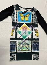 Bunt bedrucktes Kleid von