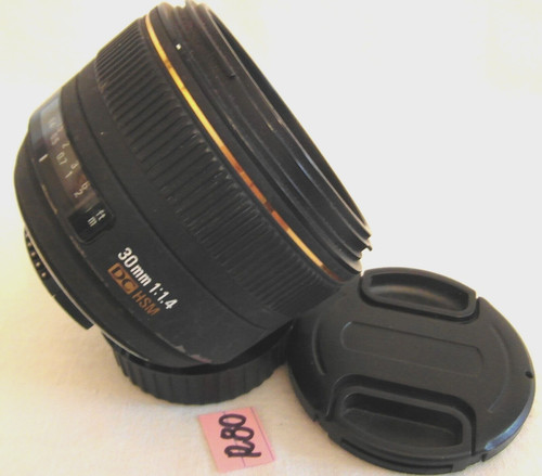 Sigma 30mm 4 - 30mm;, 1:1.4