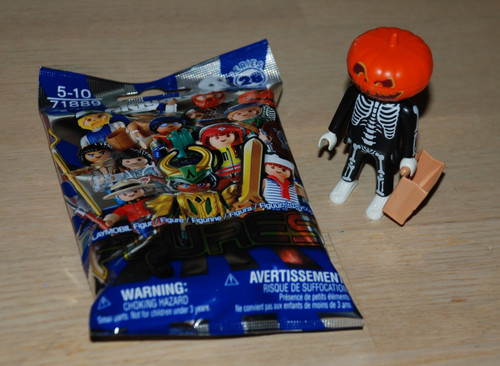 Playmobil figures 28 - figures,
