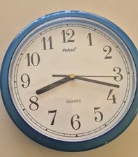 Wanduhr Mebus Quarz Klein