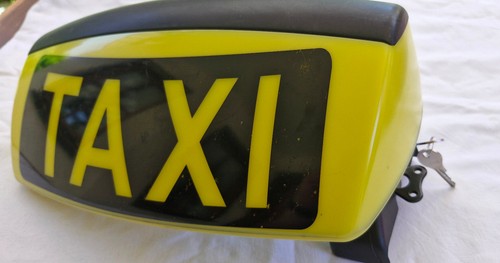 Taxidachzeichen für mercedes - taxidachzeichen,