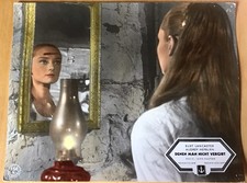 DENEN MAN NICHT VERGIBT Audrey Hepburn  Aushangfoto #5 Spiegelbild