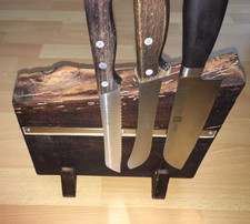 Handgefertigter Magnet Messerblock aus sehr alter 4,5 cm dicken Walnussbohle!