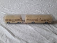 Grell H0 Henschel Oberleitungsbus von 1959, Taxigelb, ohne Werbung