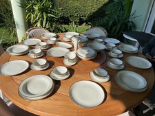 ESCHENBACH BAVARIA mit Goldrand - Ess- & Kaffeeservice - 12 Personen - 1. Wahl