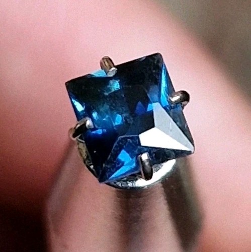 Unbeheizter blauer saphir - unbeheizter,