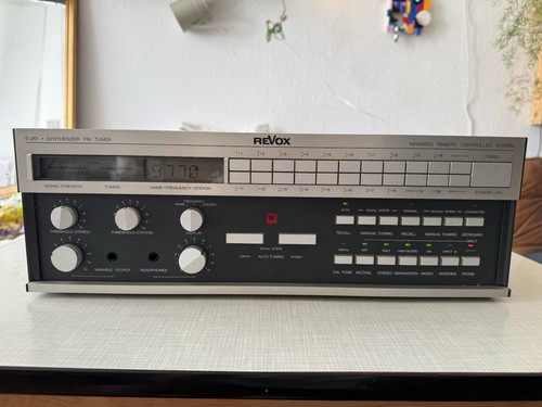Revox 261 synthesizer fm - 261,