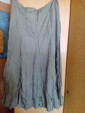 leichter Sommerrock,Marke Taifun,Knitteroptik,Gr.46 olivgrün u. passende Kombis