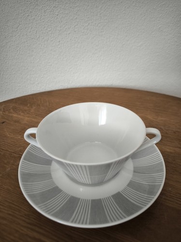 Suppentasse mit untersetzer - suppentasse,