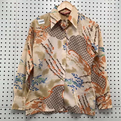 Vintage 70s nulook button - vintage,