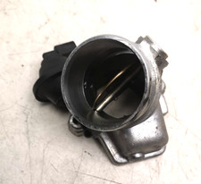 VW PASSAT B5 3B AUDI A4 /A6 Drosselklappe 8D0145950E 2.5TDI