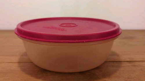 Tupperware 1842 hitparade - tupperware, c