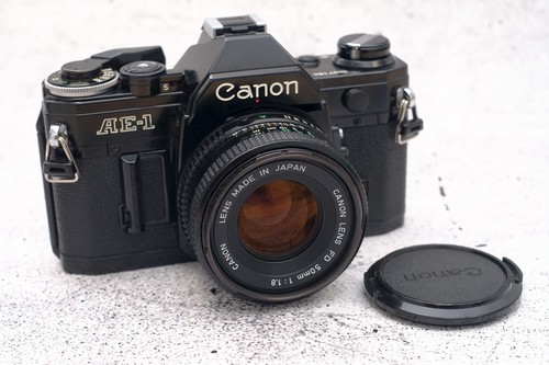 Canon black mit fd - ae-1,