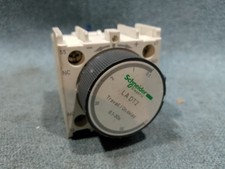 Schneider electric dt2 - schneider,