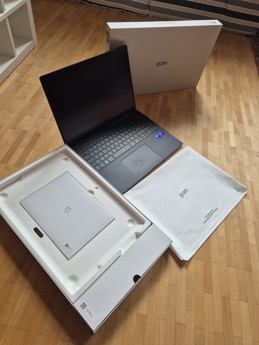 Laptop hochwertig neu - laptop, hochwertig,
