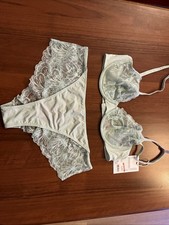 Set BH 80B Slip 40 Esprit Neu