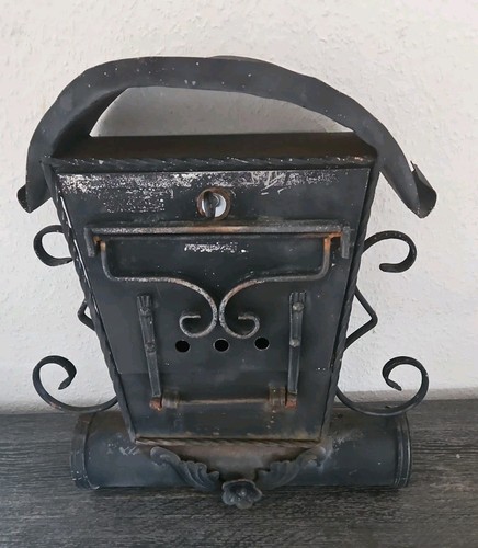Alter briefkasten mit - briefkasten,