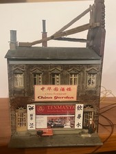 POLA/Faller HO 176  kleines Diorama China Restaurant  Fertigmodell 2x LED