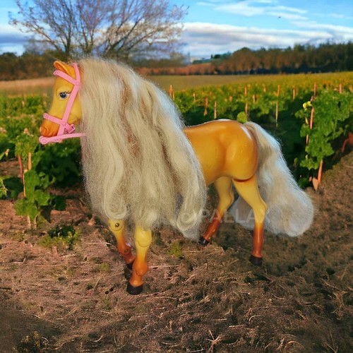 Barbie j9488 tawny the horse - barbie,